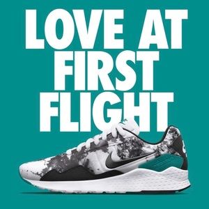 NIKE Air Zoom “RIO” graphic sneakers